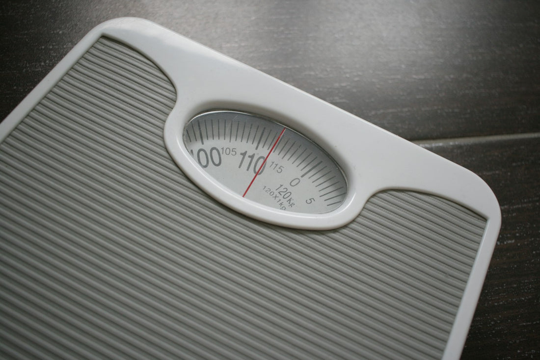 Bathroom weighing scale
